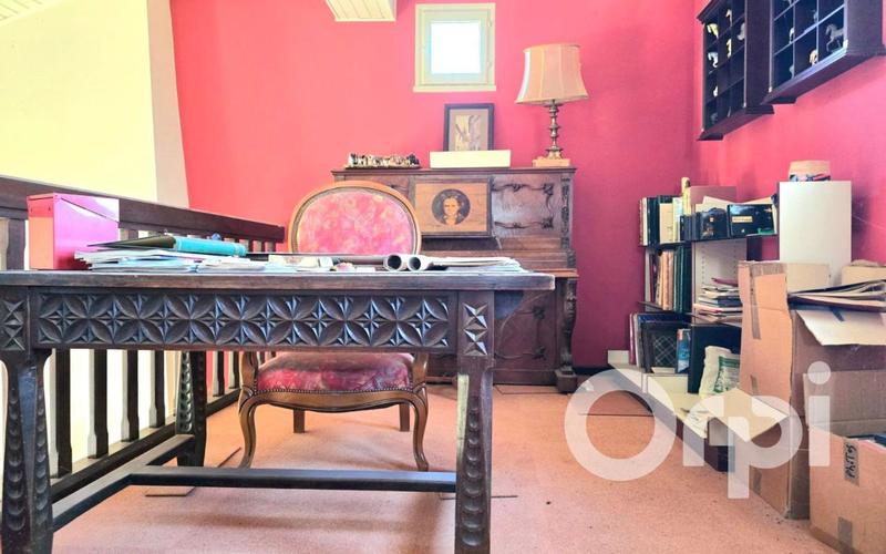 Propriété - 561 m² - 11 pièces