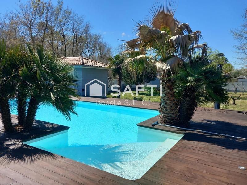 Maison - 240 m² - 7 pièces