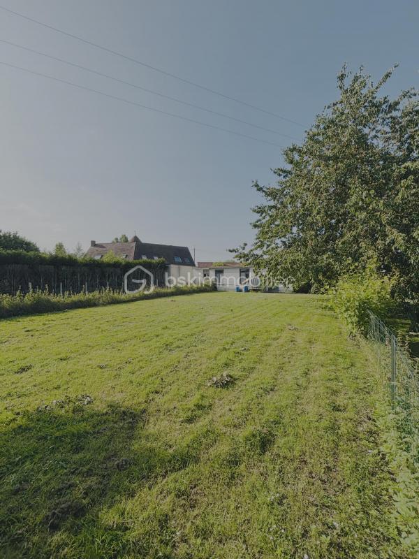 Terrain industriel - 1 329 m²