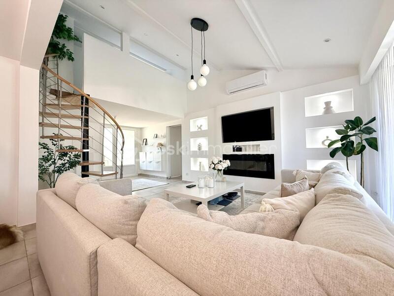 Pavillon - 102 m² - 5 pièces