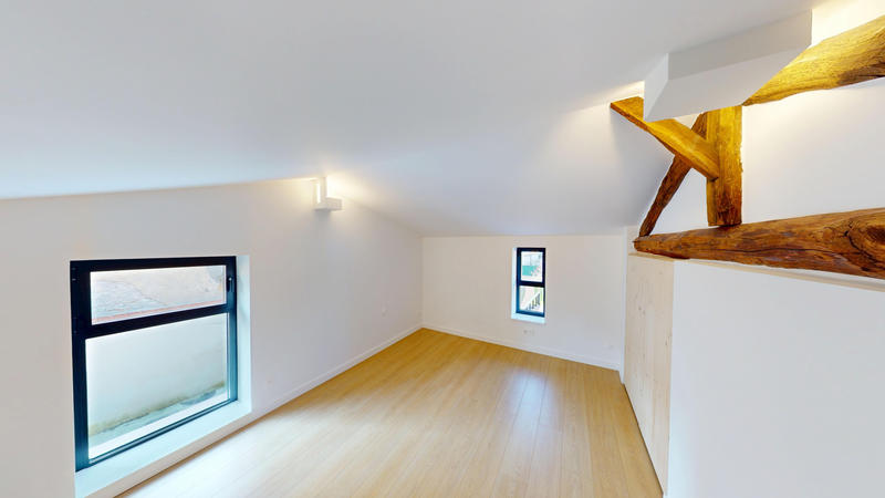 Maison - 90 m² - 3 pièces