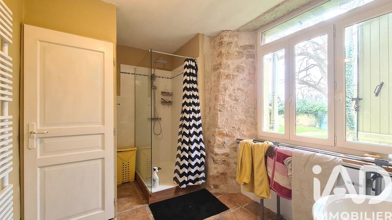 Maison - 200 m² - 4 pièces