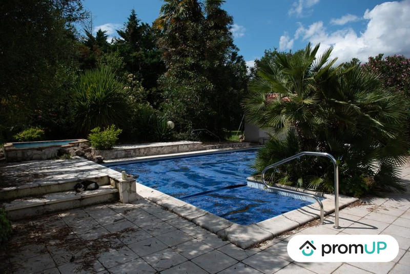 Maison - 170 m² - 8 pièces