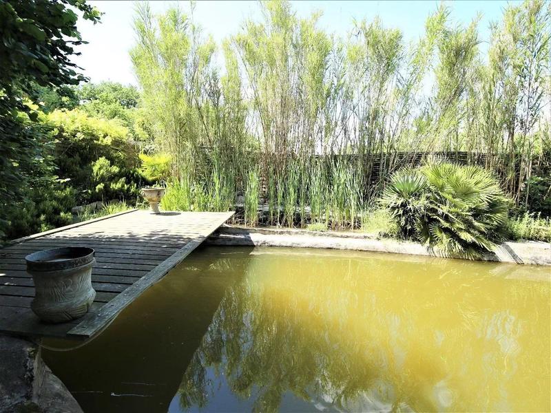 Maison - 285 m² - 10 pièces