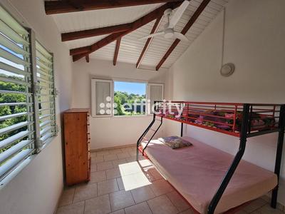 Maison - 97 m² - 4 pièces