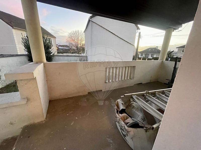 Maison - 98 m² - 5 pièces