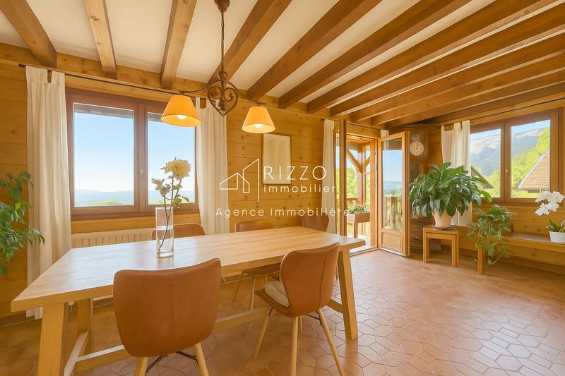 Maison - 145 m² - 5 pièces