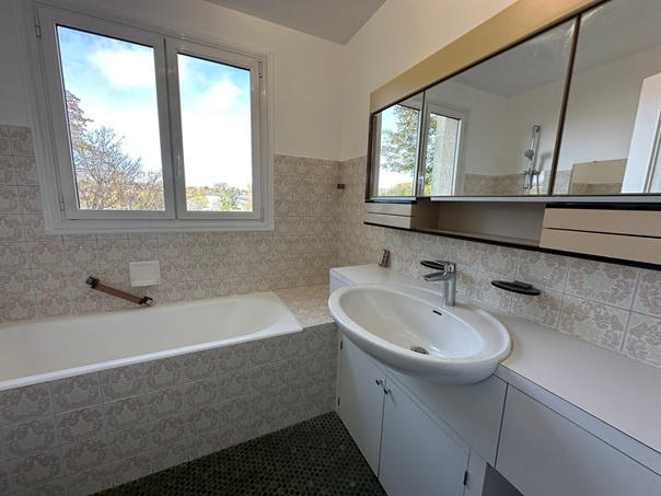 Appartement - 114 m² - 6 pièces