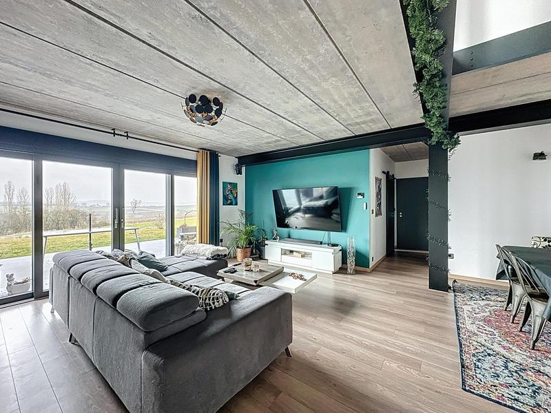 Pavillon - 185 m² - 8 pièces