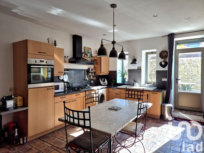 Maison - 265 m² - 10 pièces