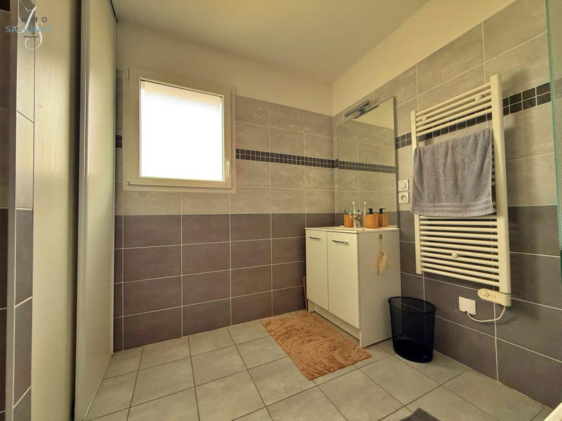 Maison - 97 m² - 4 pièces