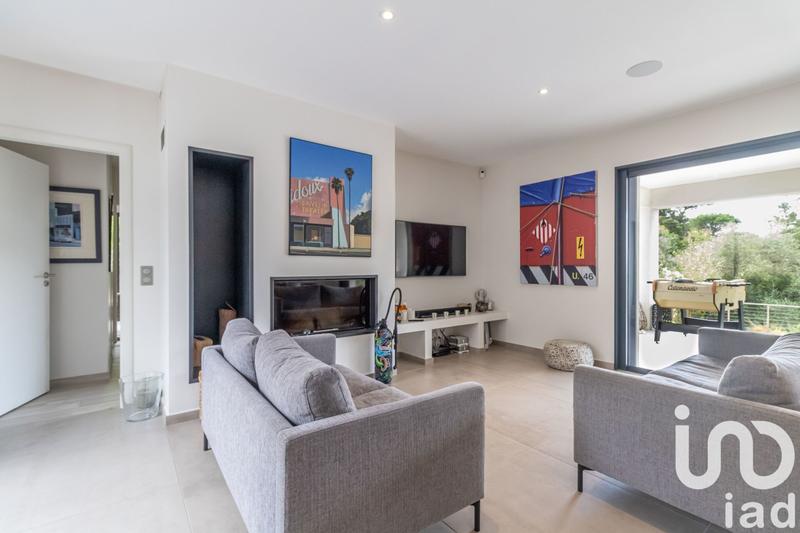 Maison de maîtres - 200 m² - 6 pièces