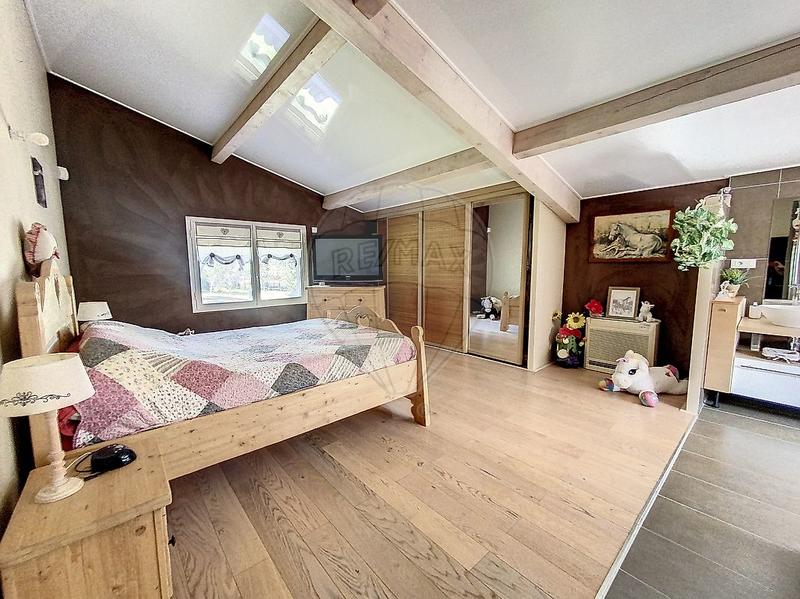 Villa - 176 m² - 5 pièces