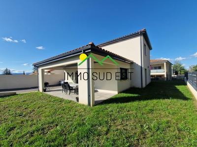 Maison - 133 m² - 6 pièces