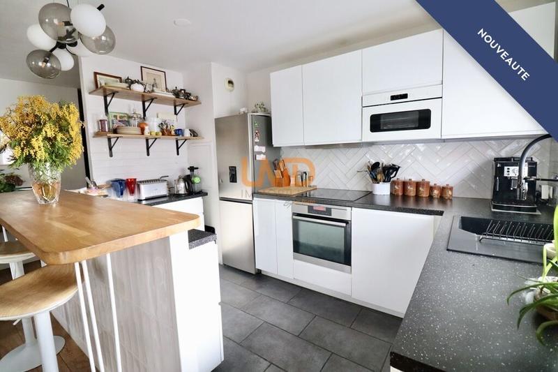 Appartement - 96 m² - 5 pièces