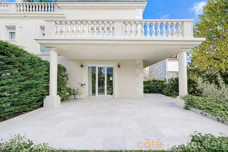 Appartement - 131 m² - 5 pièces