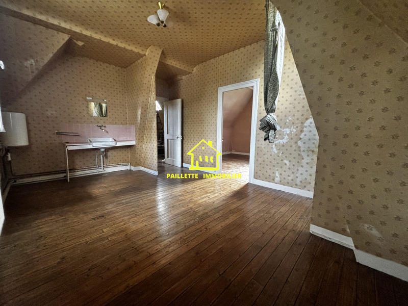 Maison - 105 m² - 7 pièces