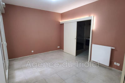 Appartement - 95 m² - 4 pièces