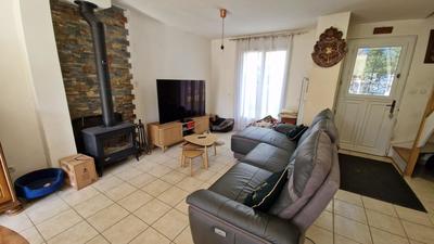 Maison - 90 m² - 5 pièces