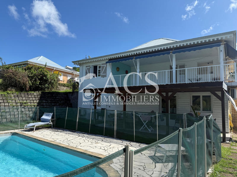 Maison - 127 m² - 6 pièces