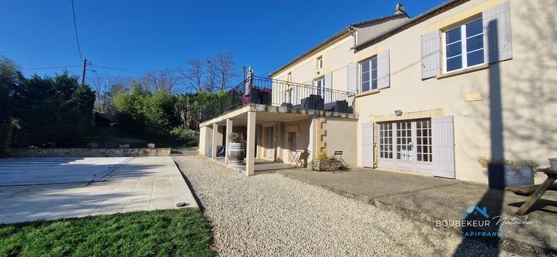 Propriété - 390 m² - 12 pièces