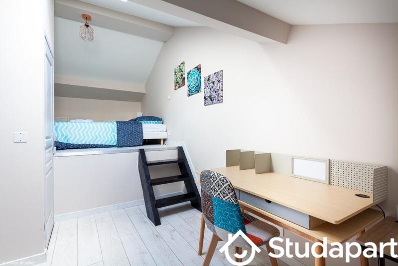 Chambre - 12 m² - 1 pièce