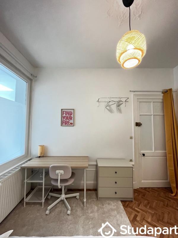 Chambre - 10 m² - 1 pièce