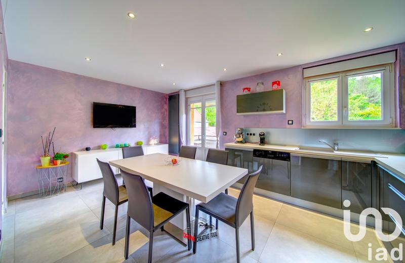 Appartement - 79 m² - 3 pièces