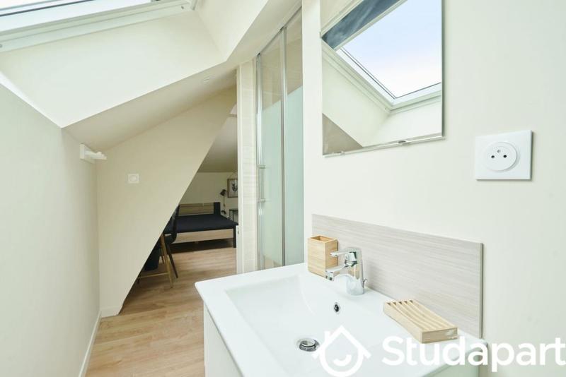 Chambre - 8 m² - 1 pièce