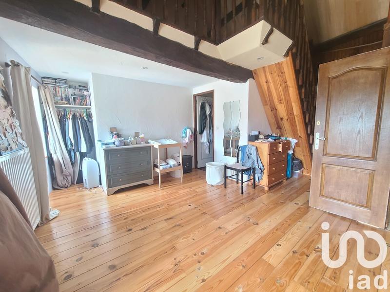 Maison - 340 m² - 9 pièces