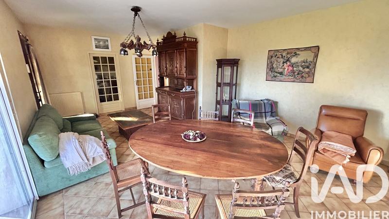 Maison de campagne - 350 m² - 5 pièces