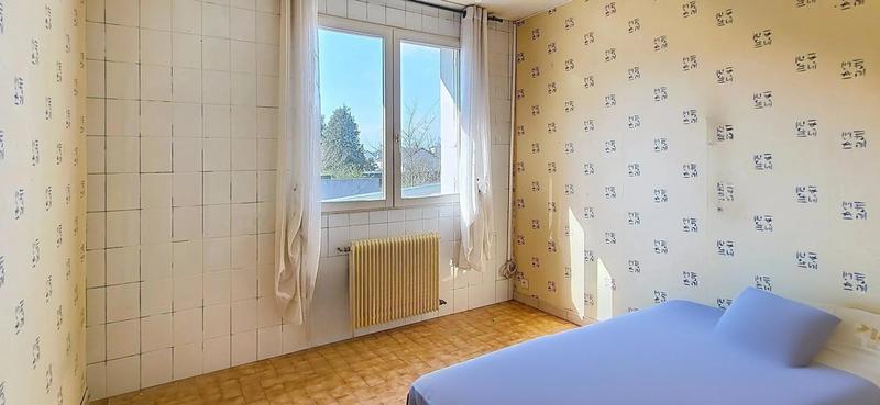 Maison - 232 m² - 8 pièces