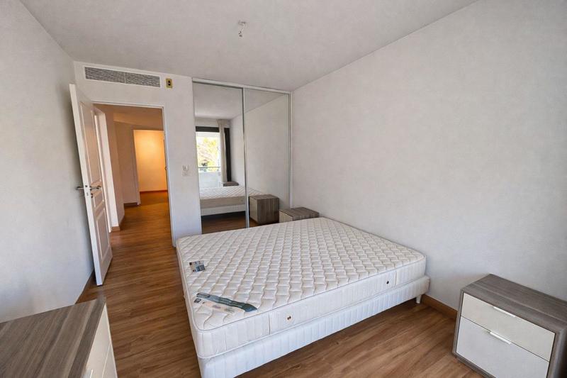 Appartement - 147 m² - 5 pièces