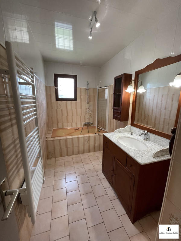 Maison - 148 m² - 5 pièces