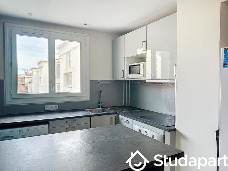 Chambre - 11 m² - 1 pièce