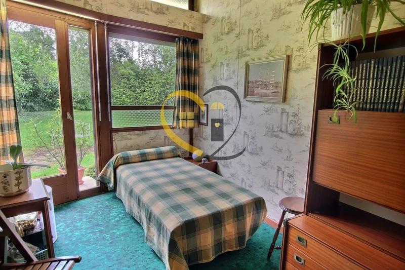 Propriété - 134 m² - 5 pièces