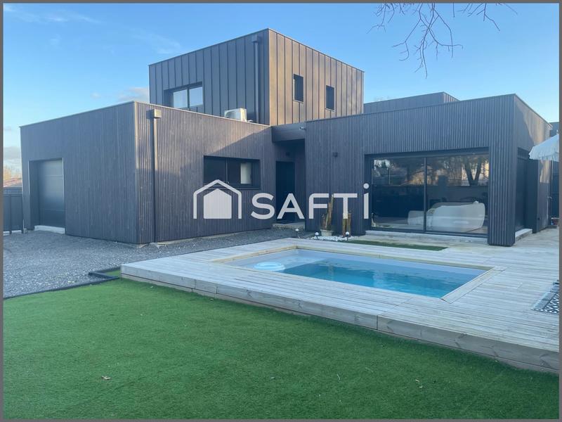 Maison - 120 m² - 5 pièces