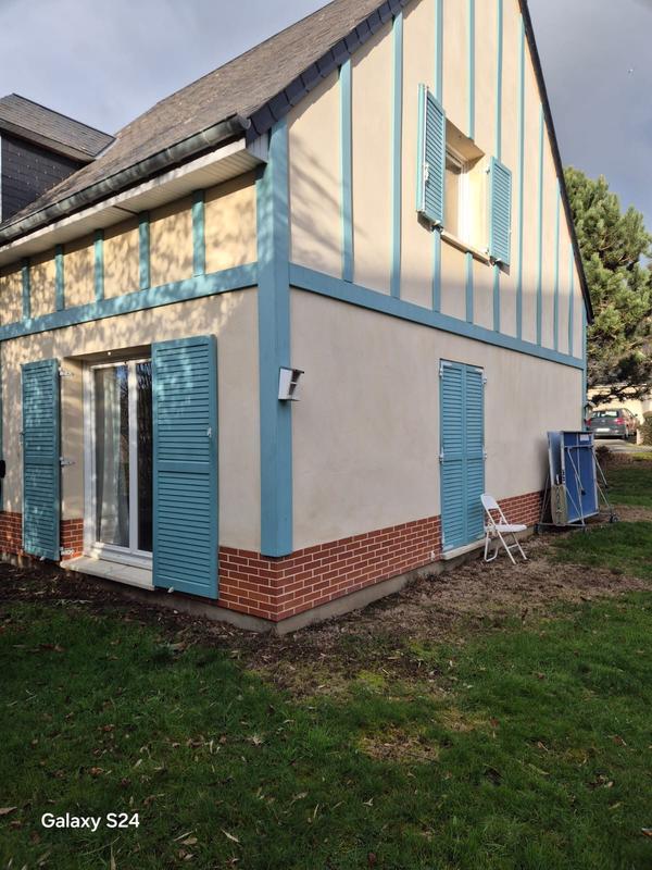 Maison - 94 m² - 5 pièces