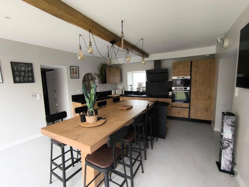 Maison ancienne - 216 m² - 5 pièces