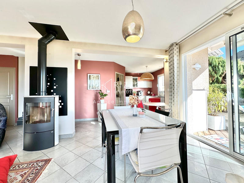 Maison - 110 m² - 4 pièces