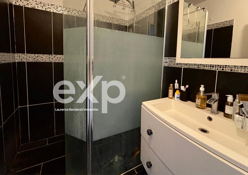 Maison - 104 m² - 5 pièces