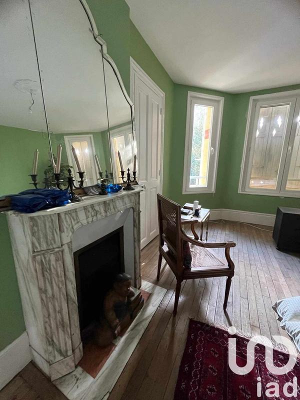 Maison - 224 m² - 10 pièces