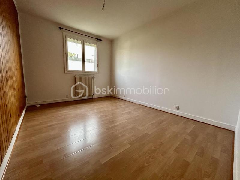 Maison - 92 m² - 5 pièces