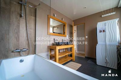 Chambre - 9 m² - 6 pièces