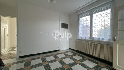 Maison - 95 m² - 5 pièces