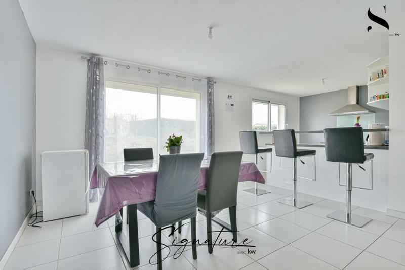 Pavillon - 94 m² - 5 pièces