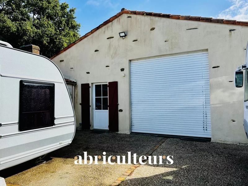 Maison - 188 m² - 8 pièces