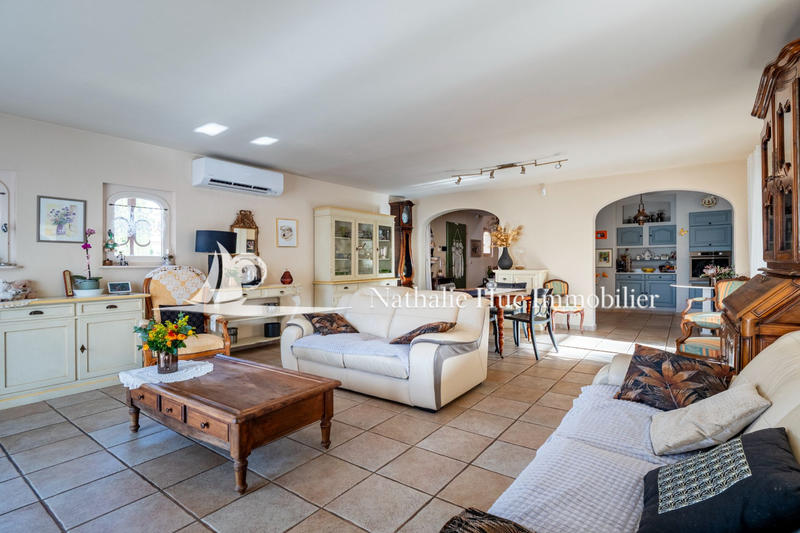 Maison - 190 m² - 7 pièces