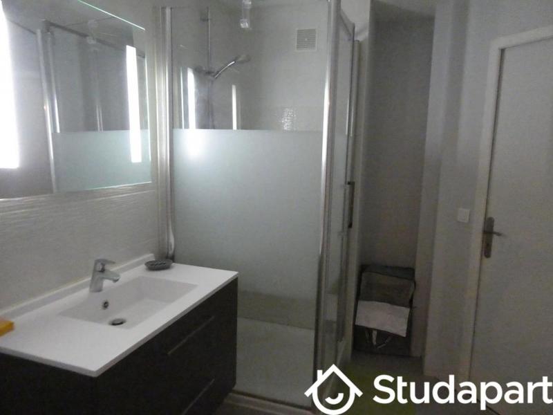 Chambre - 13 m² - 1 pièce