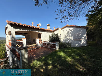 Villa - 205 m² - 8 pièces